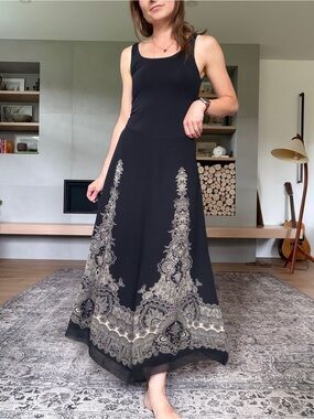 Vintage 100% silk Black Maxi skirt hankerchief hem whimsical paisley accent